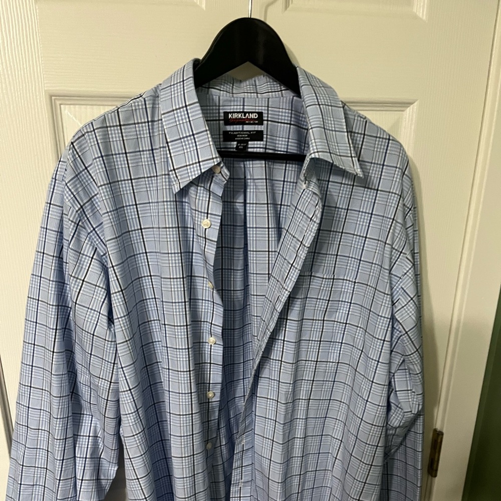 Kirkland Men’s Dress Shirt 18 36/37